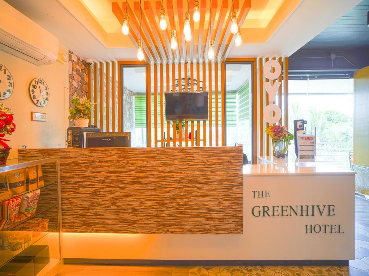 Capital O Oyo 785 The Greenhive Hotel Ibaan Ngoại thất bức ảnh