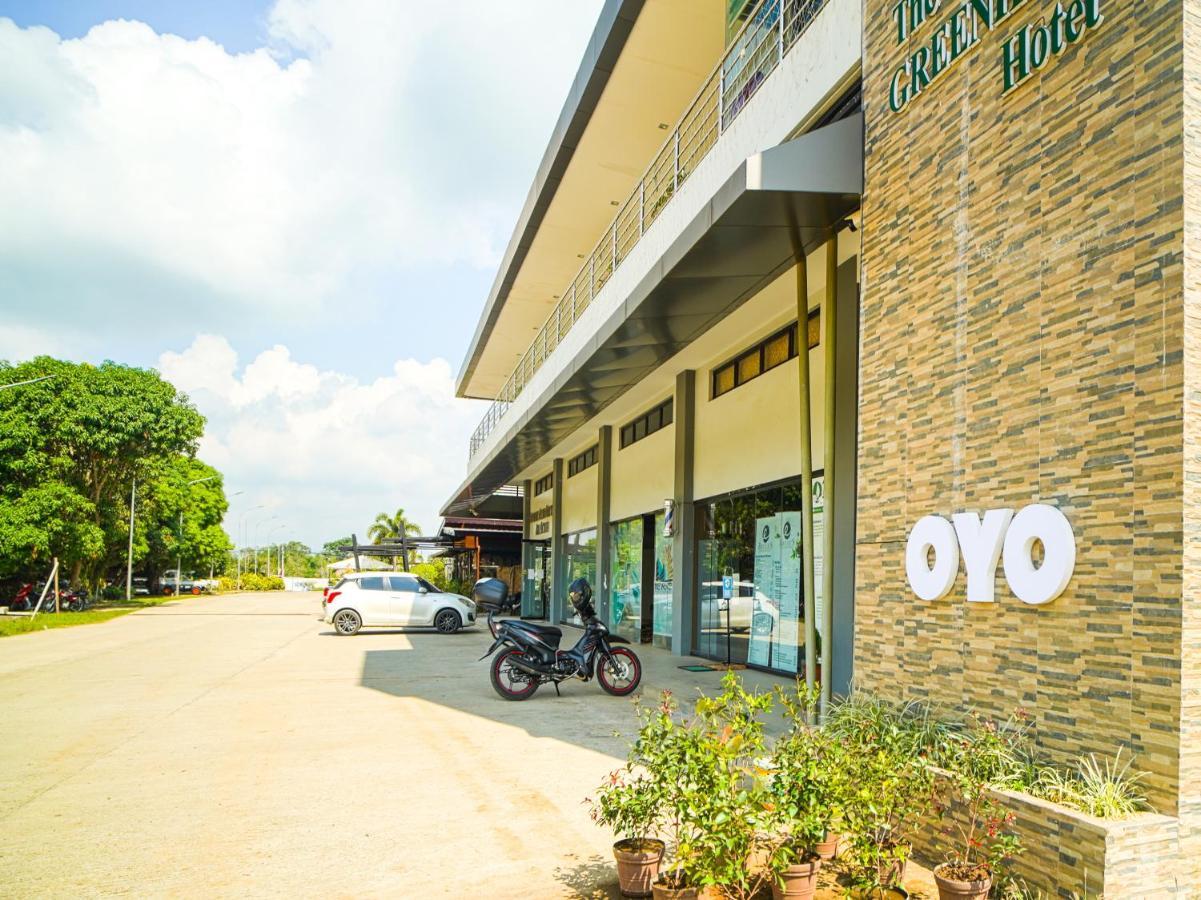 Capital O Oyo 785 The Greenhive Hotel Ibaan Ngoại thất bức ảnh